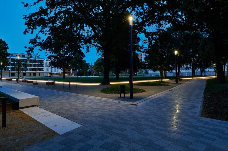 Stadtlichtung - Theodor-Heuss-Park - Park am Abend