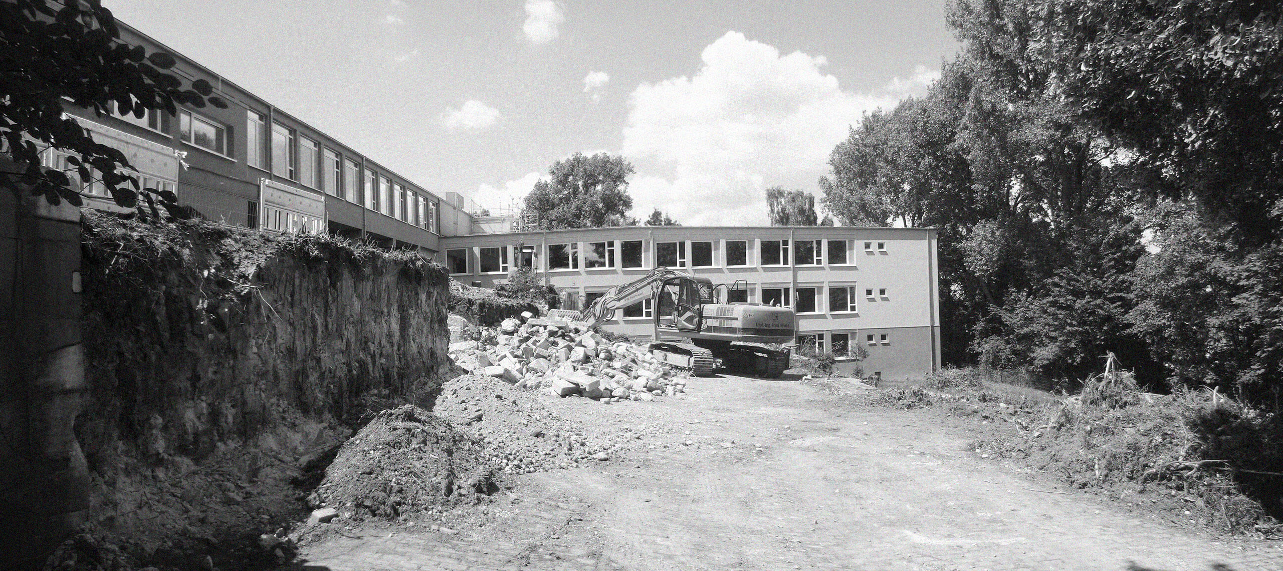 Bauphase Schulhofgestaltung Gesamtschule Stolberg